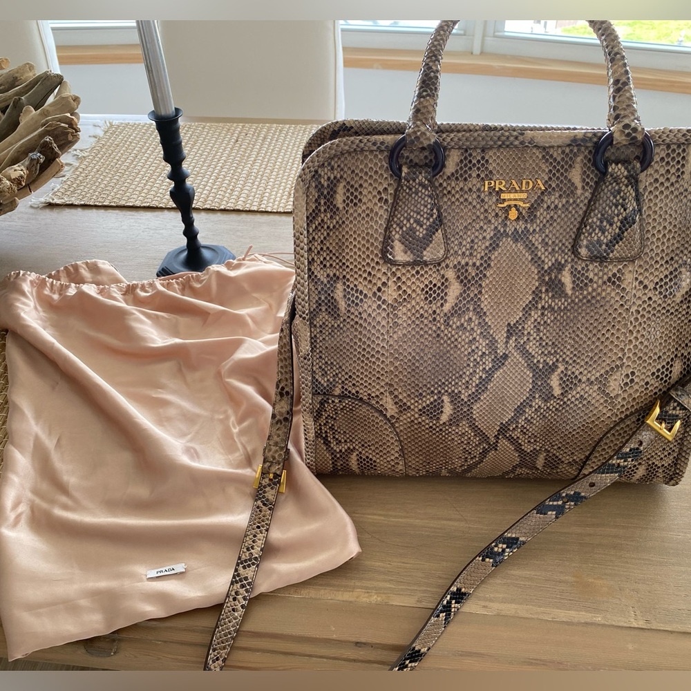 Prada
Pitone Lucido Python Tote - Picture 14 of 15